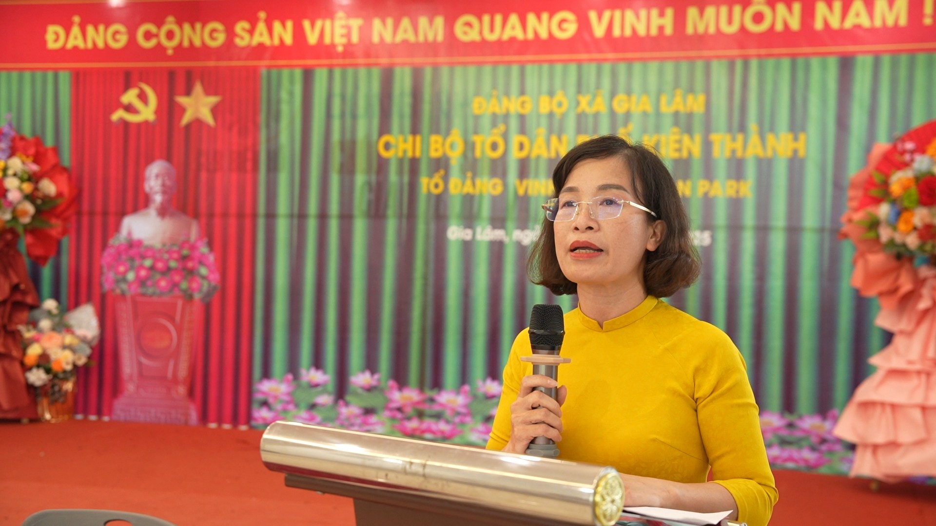    Đảng ủy xã Gia Lâm công bố quyết định chỉ định cấp ủy chi bộ tại Tổ đảng Vinhomes Ocean Park- Ảnh 2.