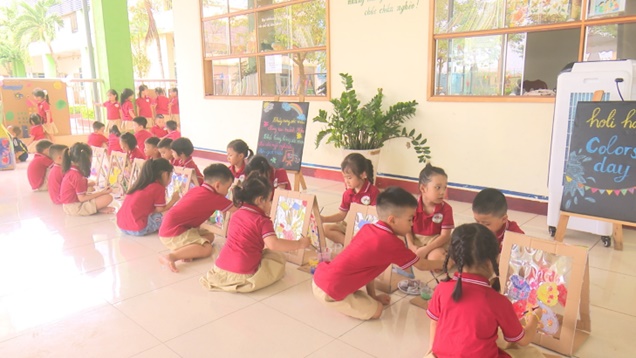 Trường mầm non Đức Thượng tổ chức Ngày hội “Nước và sắc màu” hè 2025- Ảnh 7.