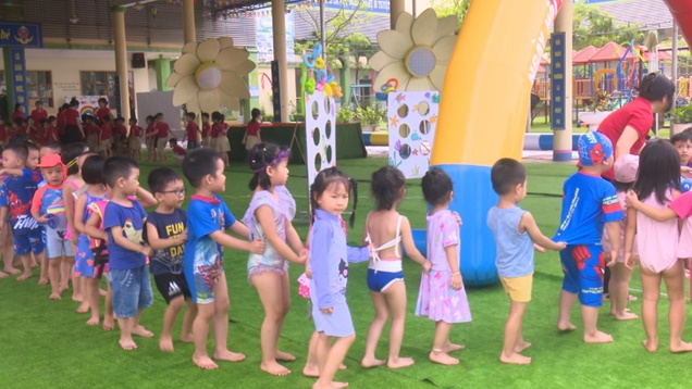 Trường mầm non Đức Thượng tổ chức Ngày hội “Nước và sắc màu” hè 2025- Ảnh 9.
