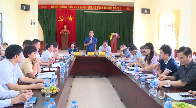 Lãnh đạo xã Phúc Lộc kiểm tra tiến độ thi công các dự án trọng điểm trên địa bàn- Ảnh 11.