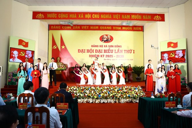 Đại hội Đại biểu Đảng bộ xã Sơn Đồng lần thứ I - Khởi đầu cho một nhiệm kỳ đổi mới mạnh mẽ, phát triển bền vững, tạo ra nhiều đột phá mới- Ảnh 8.