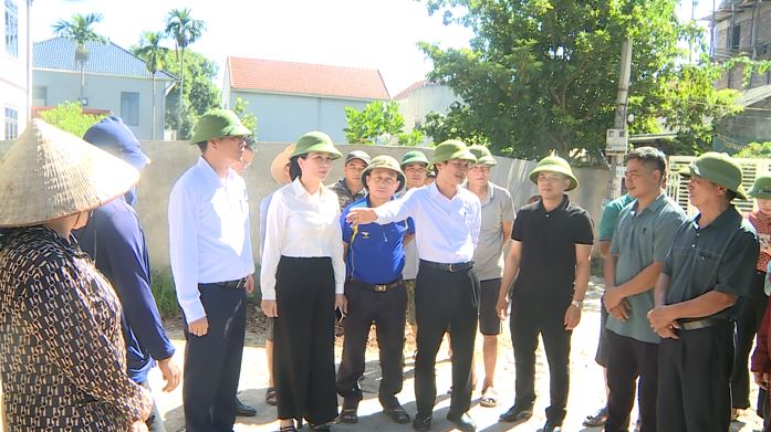 Nhân dân ngõ 3, thôn Bướm hiến đất mở đường góp sức dựng xây quê hương- Ảnh 1.