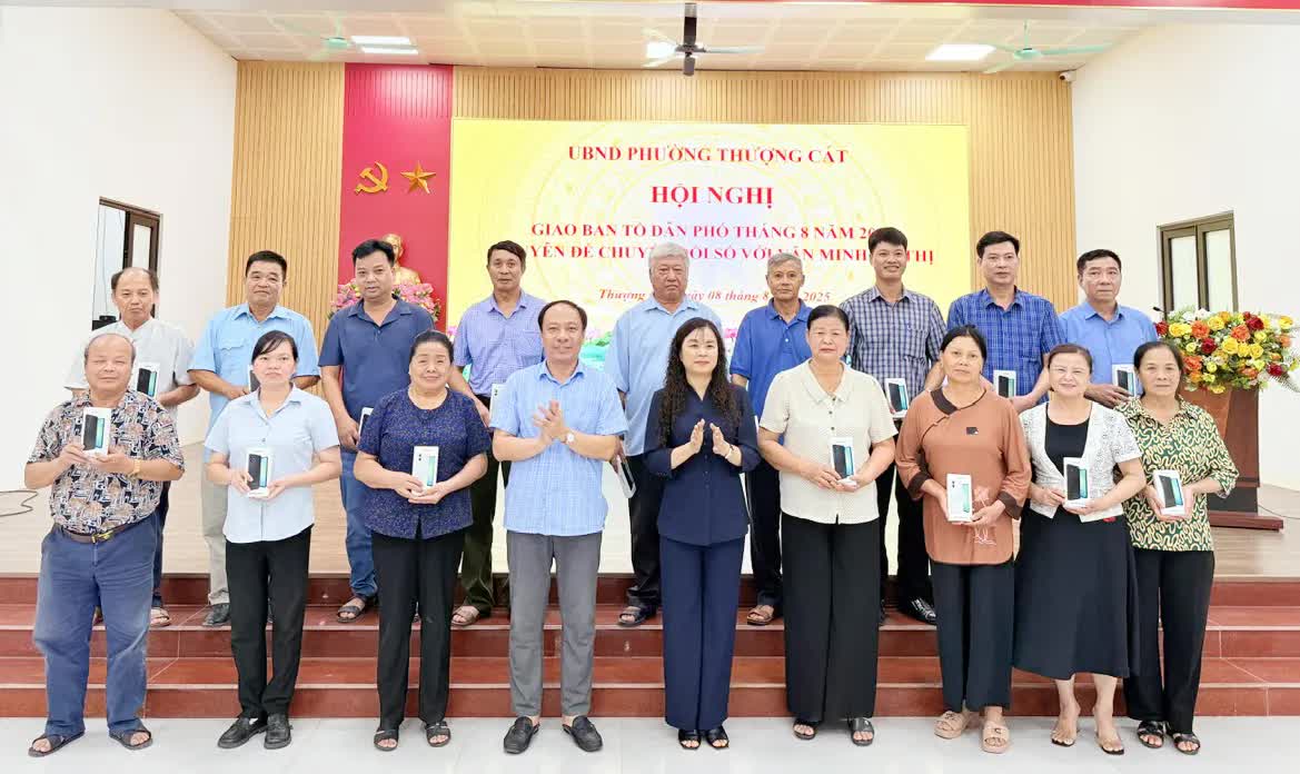 Phường Thượng Cát gắn kết chuyển đổi số với xây dựng văn minh đô thị- Ảnh 1.