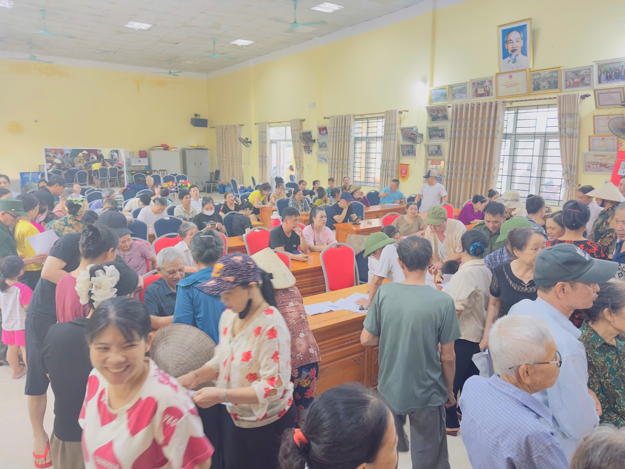 Hồng Sơn cơ bản hoàn thành công tác chi trả quà Quốc khánh 2/9 đến tay Nhân dân- Ảnh 1.