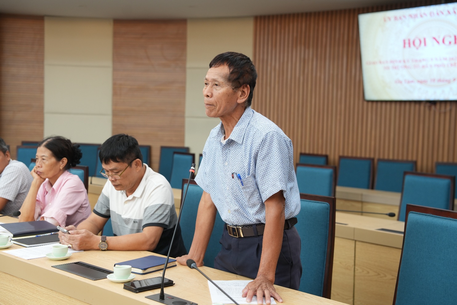 UBND xã Gia Lâm tổ chức giao ban trưởng thôn, tổ trưởng tổ dân phố tháng 9- Ảnh 2.