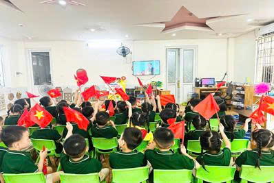 TRƯỜNG MẦM NON SAO MAI TƯNG BỪNG TỔ CHỨC 
LỄ KỈ NIỆM 80 NĂM TRUYỀN THỐNG NGÀNH GIÁO DỤC
VÀ KHAI GIẢNG NĂM HỌC MỚI 2025-2026
- Ảnh 2.