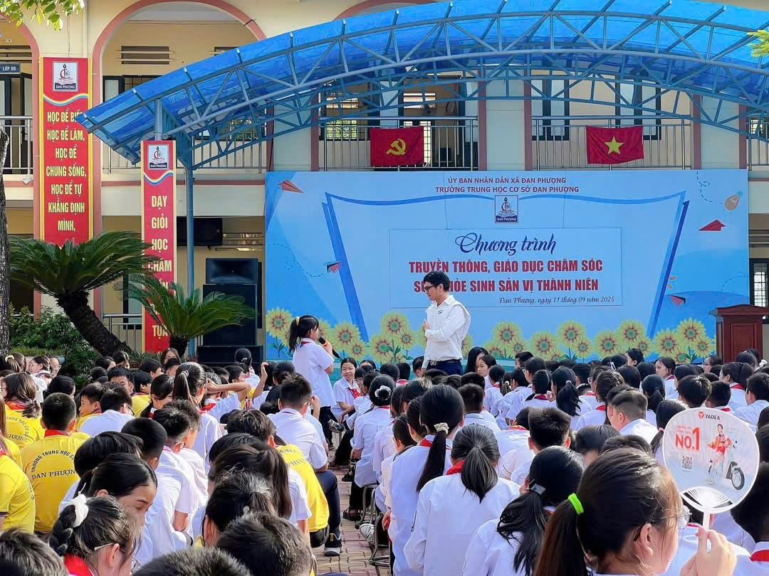 Trường THCS Đan Phượng truyền thông giáo dục chăm sóc sức khỏe sinh sản cho vị thành niên, thanh niên.- Ảnh 1.