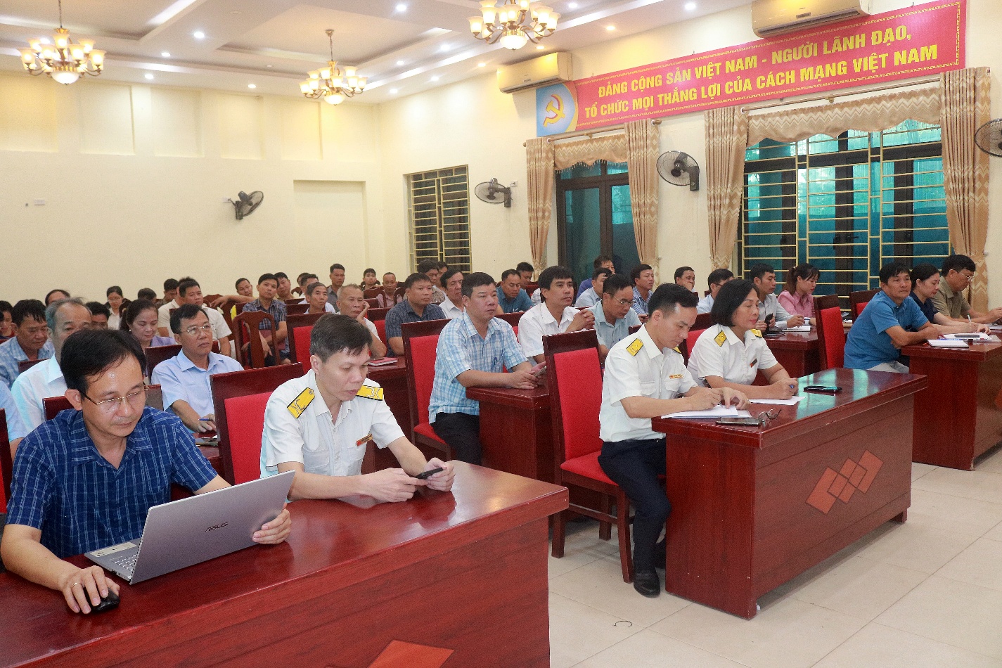 Xuân Mai: Triển khai và hướng dẫn thu, nộp thuế sử dụng đất phi nông nghiệp năm 2025 bằng phương thức điện tử qua Etax Mobile- Ảnh 1.