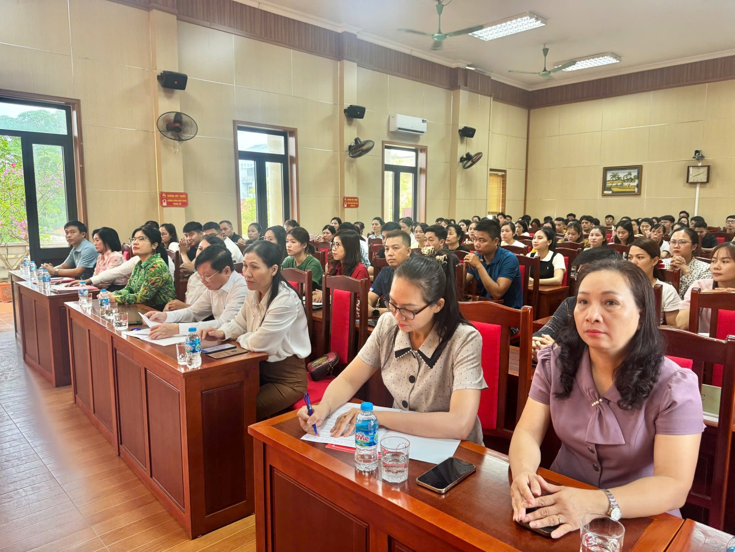 Đảng uỷ xã Hoài Đức tổ chức lớp bồi dưỡng nhận thức về Đảng đợt 4 năm 2025- Ảnh 1.
