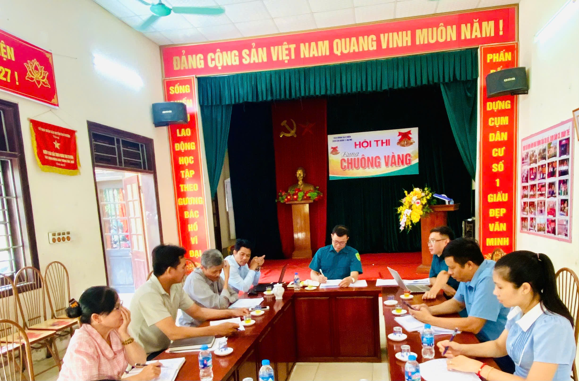Xã Ô Diên tổ chức rà soát phúc tra, sơ tuyển nam công dân trong đổ tuổi gọi nhập ngũ năm 2026- Ảnh 1.