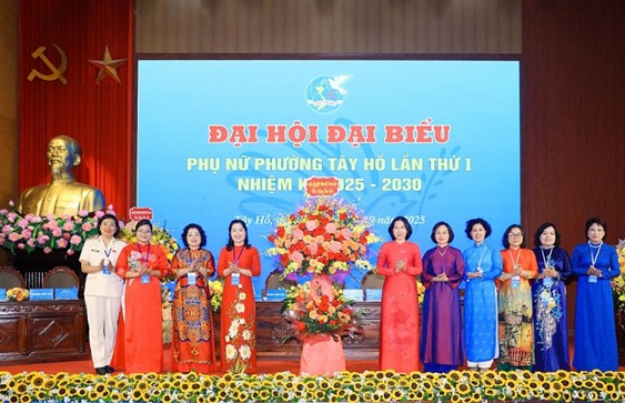 Hội Liên hiệp Phụ nữ phường Tây Hồ tổ chức thành công Đại hội lần thứ I, nhiệm kỳ 2025-2030- Ảnh 3.