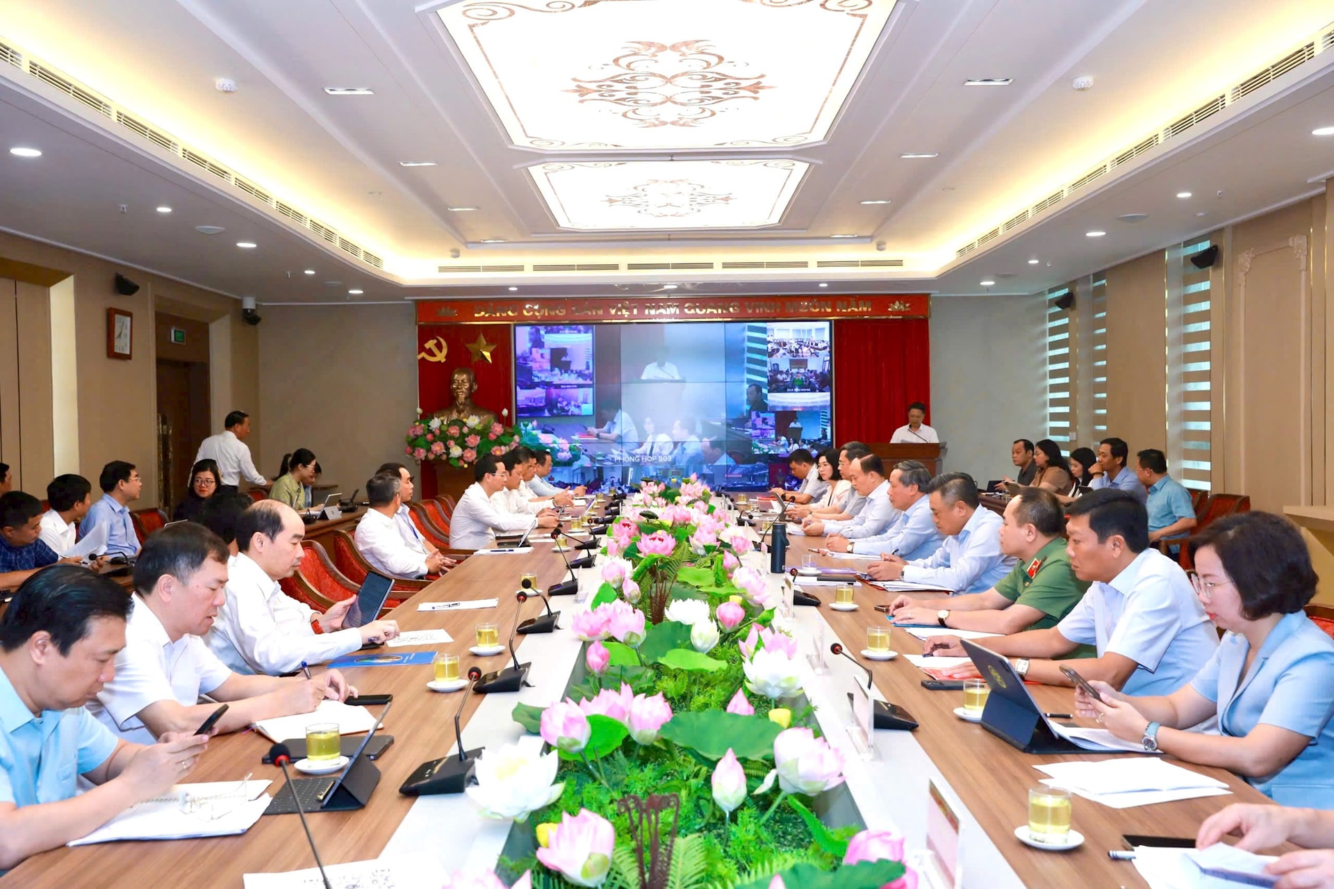 Hà Nội: Bảo đảm chính quyền địa phương 2 cấp hoạt động ổn định, hiệu quả- Ảnh 1.
