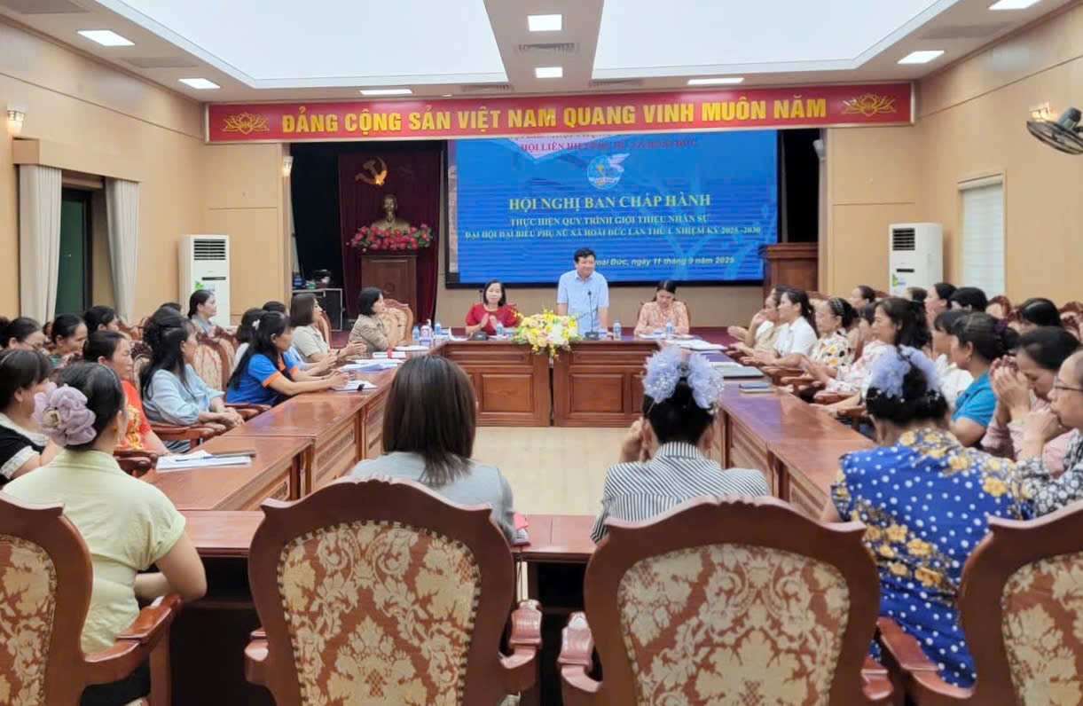 Hội nghị Ban chấp hành thực hiện quy trình giới thiệu nhân sự Đại hội đại biểu Hội Liên hiệp Phụ nữ xã Hoài Đức lần thứ I, nhiệm kỳ 2025-2030- Ảnh 1.
