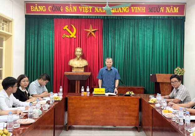 Đồng chí Hồ Trung Nghĩa - Phó Bí thư Đảng uỷ, Chủ tịch UBND xã An Khánh làm việc với Trạm Y tế xã- Ảnh 5.
