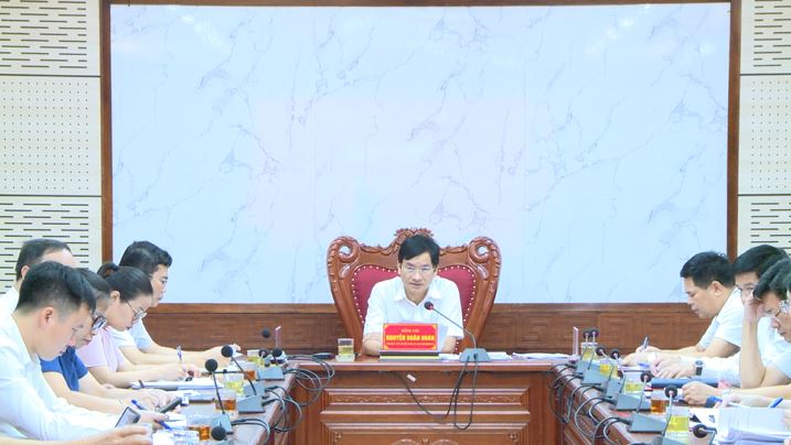 Thường trực Đảng uỷ xã nghe báo cáo tiến độ các dự án trọng điểm trên địa bàn- Ảnh 1.