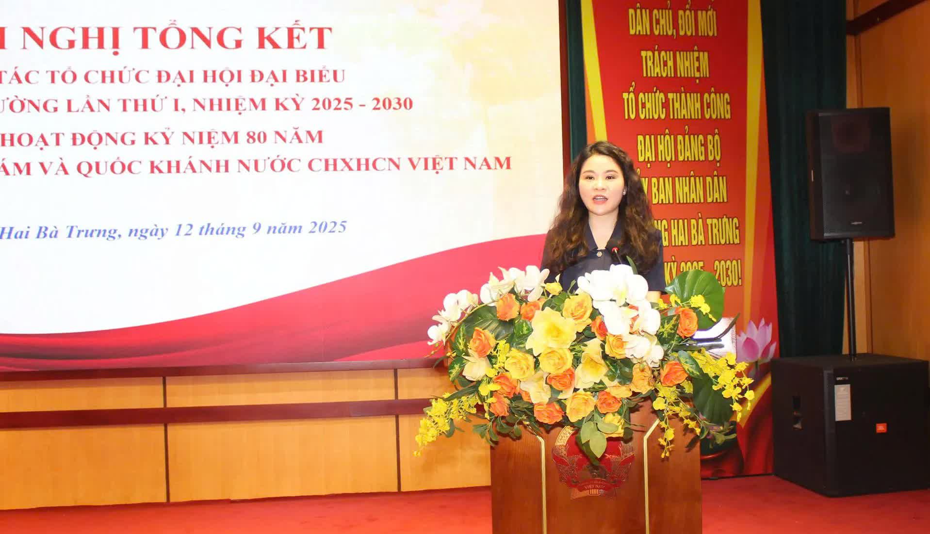 Phường Hai Bà Trưng khen thưởng nhiều tập thể, cá nhân trong tổ chức Đại hội Đảng bộ phường, các hoạt động kỷ niệm Quốc khánh- Ảnh 1.