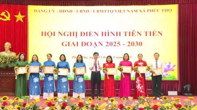 Xã Phúc Thọ tổ chức Hội nghị điển hình tiên tiến giai đoạn 2025-2030- Ảnh 9.