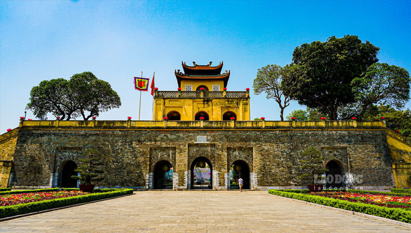 Ảnh có chứa bầu trời, tòa nhà, ngoài trời, thực vật  Nội dung do AI tạo ra có thể không chính xác.