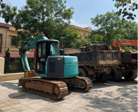 Công an xã Trung Giã kịp thời ngăn chặn hai vụ khai thác đất trái phép- Ảnh 4.