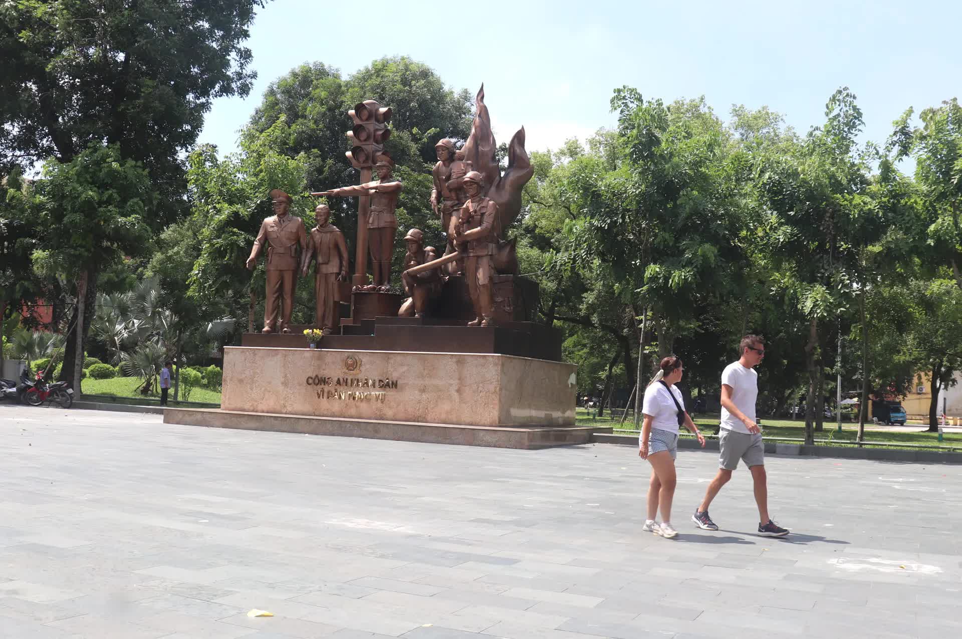 Phường Hai Bà Trưng hướng tới thành điểm sáng hạ tầng đô thị đồng bộ, thông minh, hiện đại, giàu bản sắc- Ảnh 3.