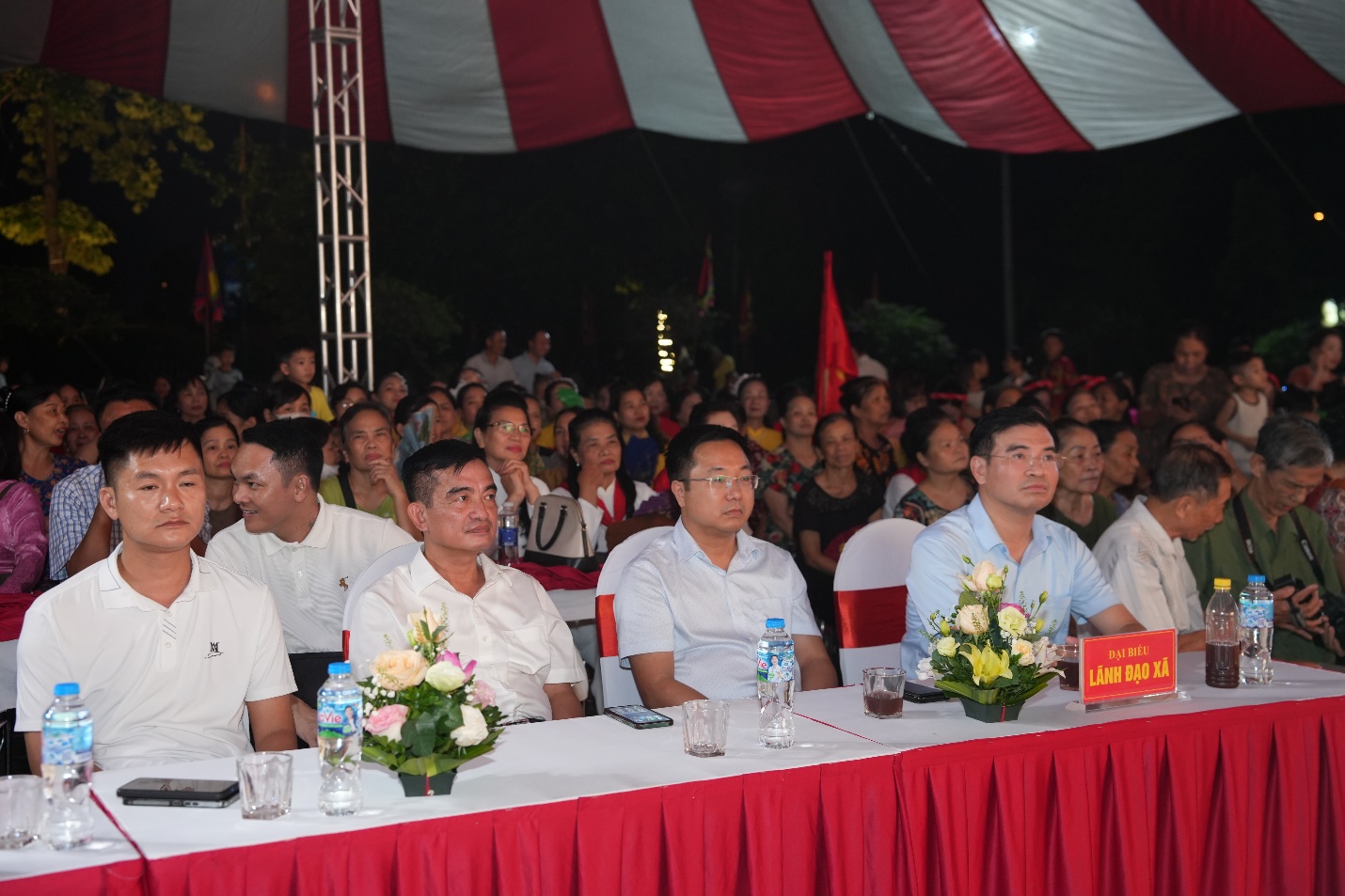 Chương trình giao lưu văn nghệ tưởng niệm 908 năm ngày Hoàng Thái hậu Ỷ Lan viên tịch- Ảnh 1.