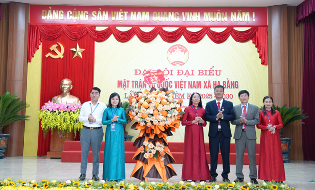 Đại hội đại biểu Ủy ban MTTQ Việt Nam xã Hạ Bằng, lần thứ I, nhiệm kỳ 2025 - 2030 thành công tốt đẹp- Ảnh 5.