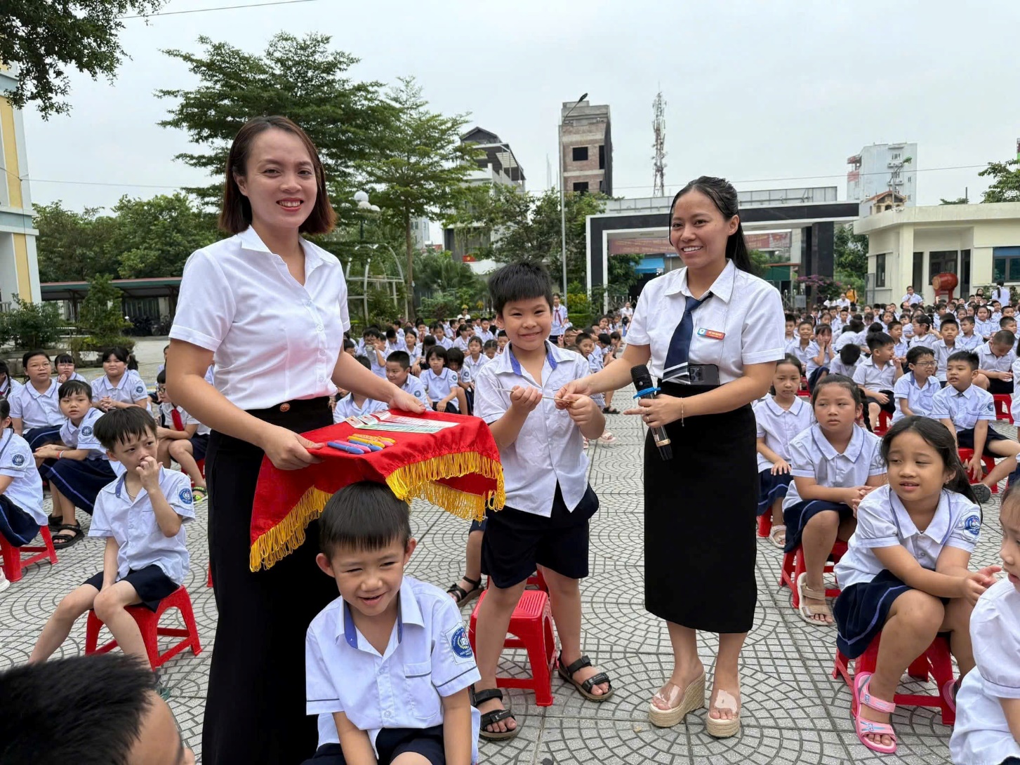 Trường Tiểu học Vạn Xuân tổ chức truyền thông kỹ năng phòng tránh xâm hại trẻ em và phòng chống bạo lực học đường- Ảnh 3.