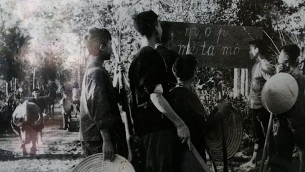 Từ phong trào "Bình dân học vụ" năm xưa đến "Bình dân học vụ số" hôm nay- Ảnh 4.