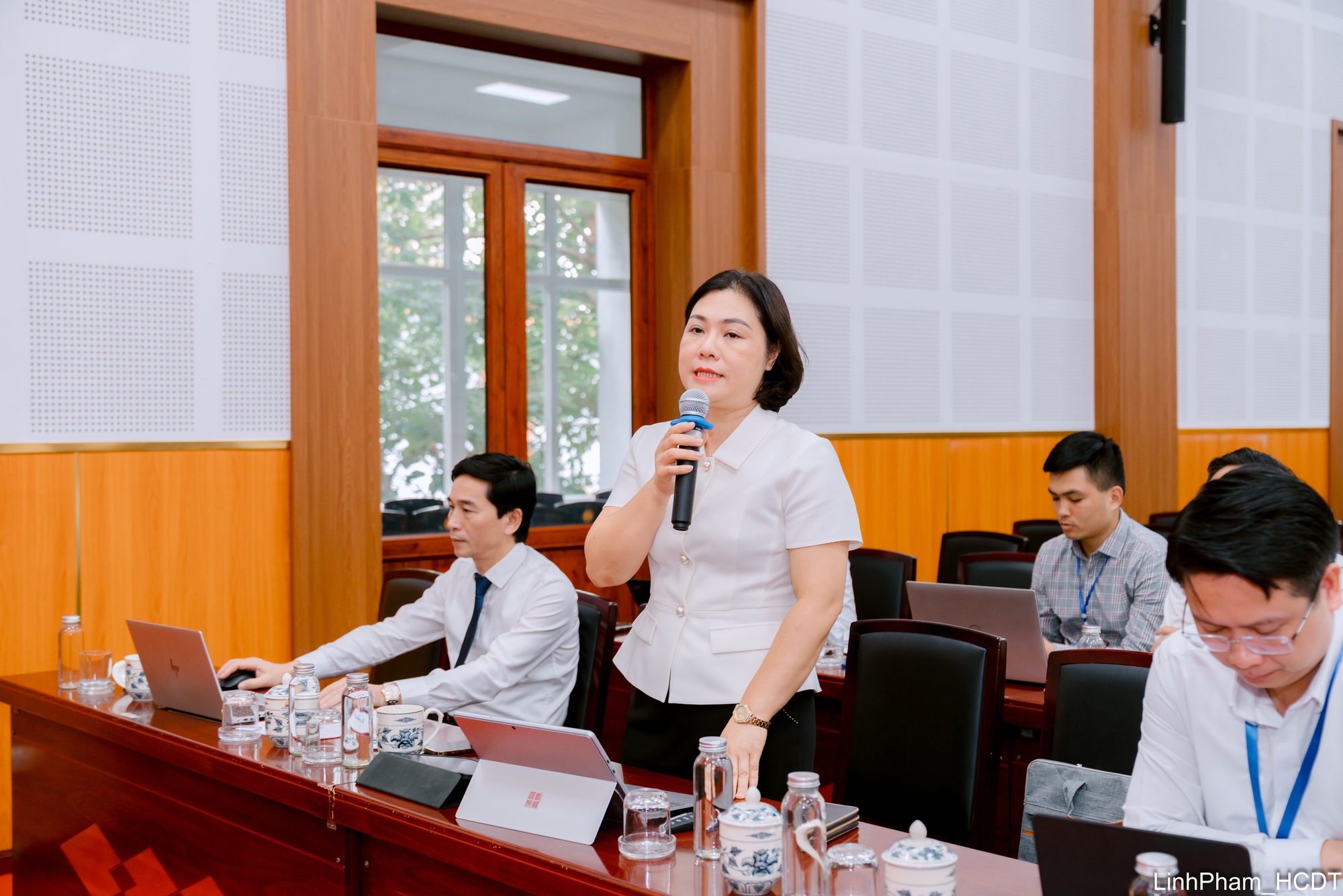 Đảng bộ Long Biên phát huy tinh thần đoàn kết, quyết tâm hoàn thành toàn diện các chỉ tiêu kinh tế - xã hội năm 2025- Ảnh 5.