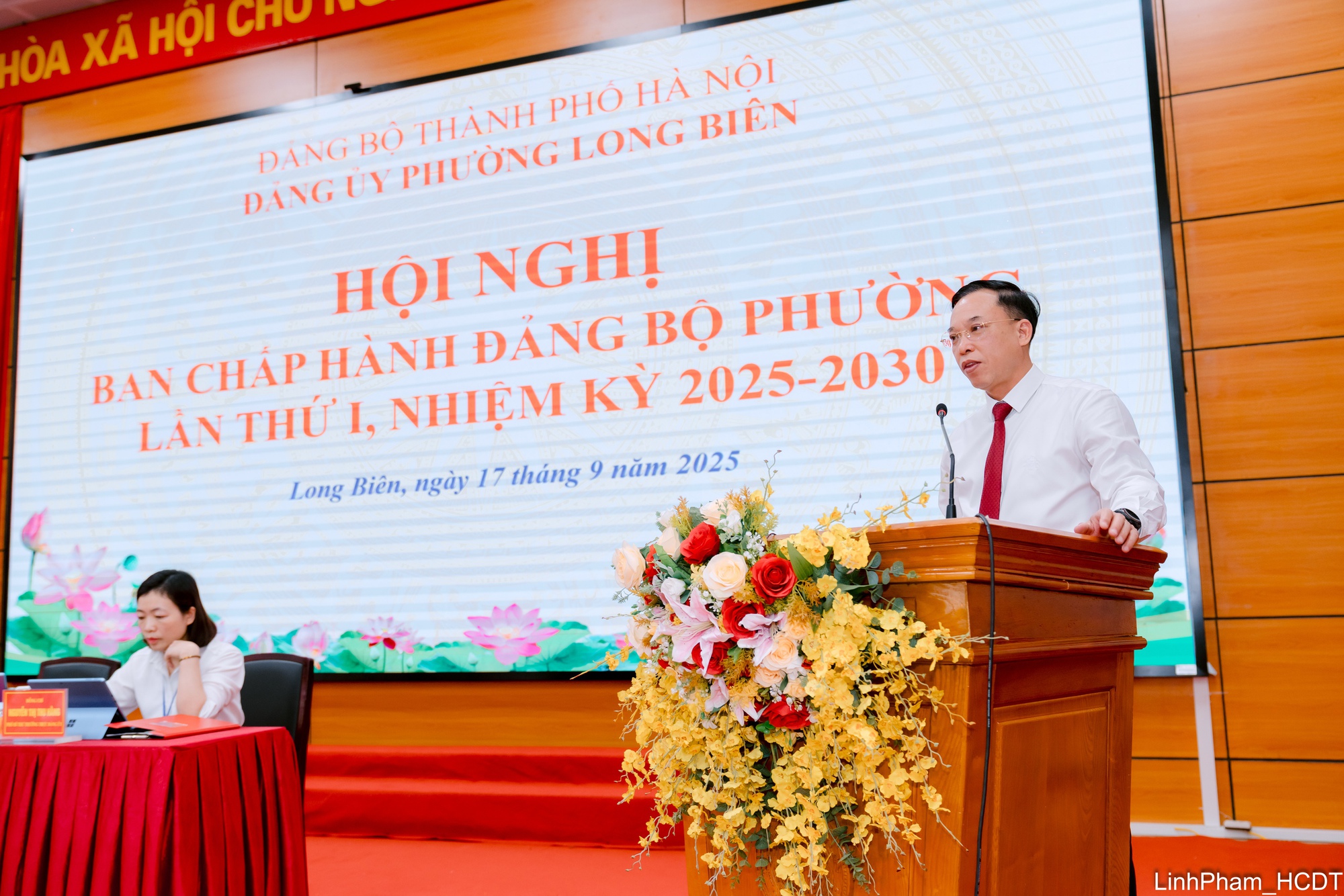 Đảng bộ Long Biên phát huy tinh thần đoàn kết, quyết tâm hoàn thành toàn diện các chỉ tiêu kinh tế - xã hội năm 2025- Ảnh 7.