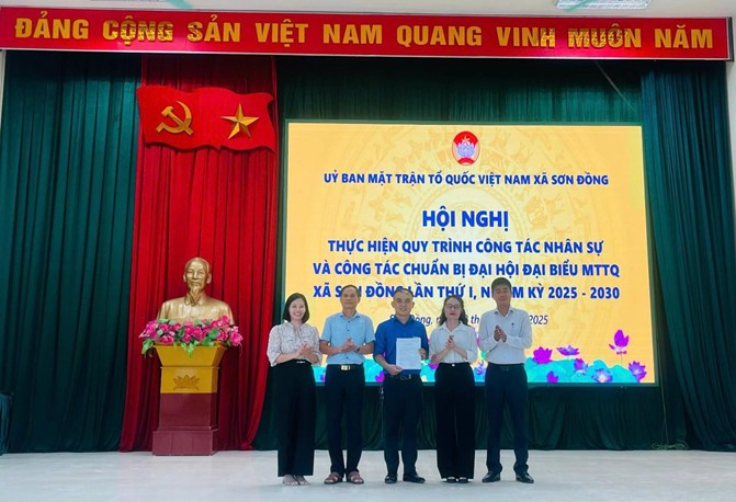 UB MTTQ xã Sơn Đồng tổ chức hội nghị thực hiện quy trình công tác nhân sự và chuẩn bị Đại hội lần thứ I- Ảnh 4.