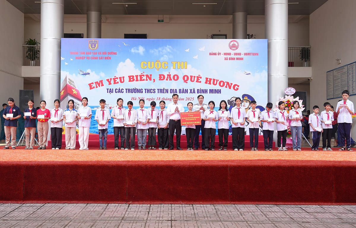 Sôi nổi Cuộc thi Em yêu biển, đảo quê hương tại xã Bình Minh, thành phố Hà Nội- Ảnh 10.