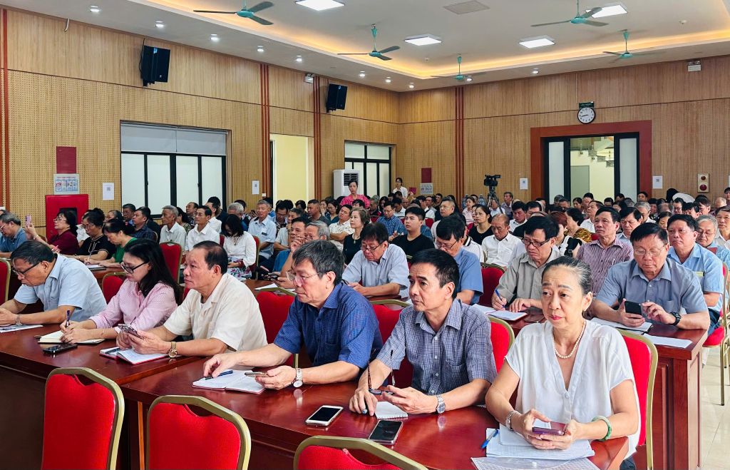 Phường Phương Liệt tổ chức tập huấn về chuyển đổi số, tiếp cận dịch vụ công trực tuyến và sử dụng các công cụ AI, tiện ích công nghệ số cho Tổ chuyển đổi số cộng đồng và cán bộ cơ sở- Ảnh 8.