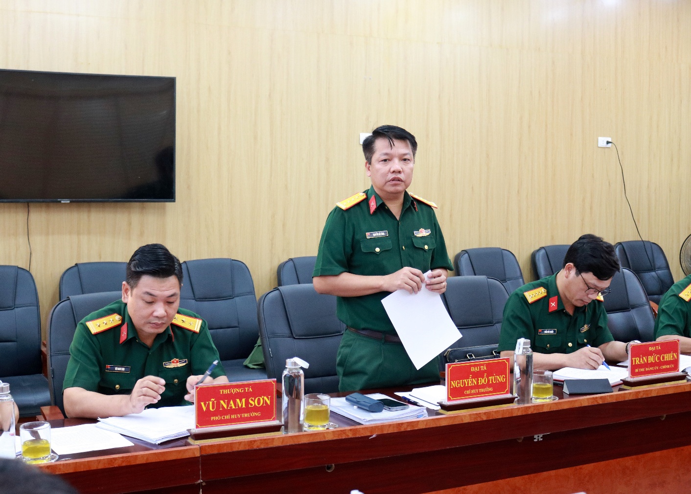 Xuân Mai: Tiếp và làm việc với lãnh đạo Đảng ủy, Ban chỉ huy cụm Phòng thủ khu vực 2 – Phúc Thọ- Ảnh 7.