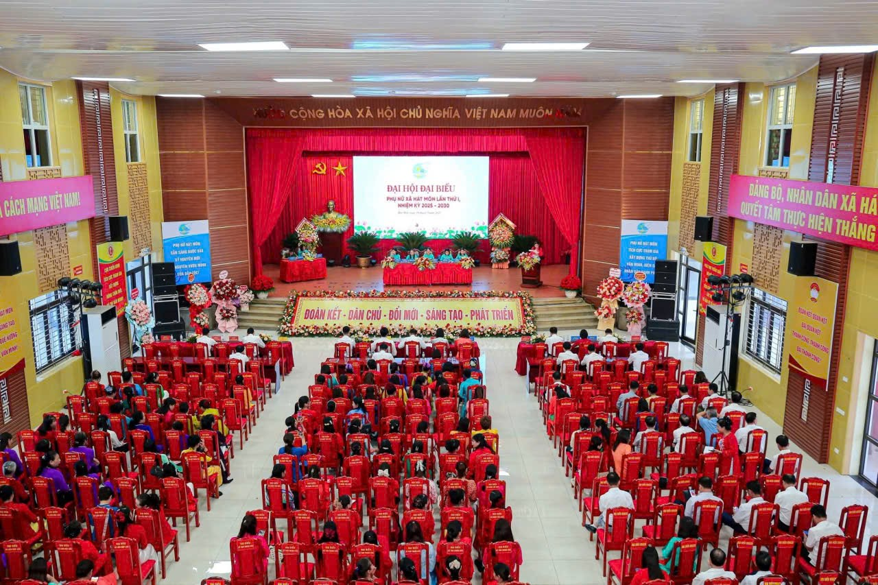 Đại hội Đại biểu Phụ nữ xã Hát Môn lần thứ I, nhiệm kỳ 2025-2030 thành công tốt đẹp- Ảnh 1.