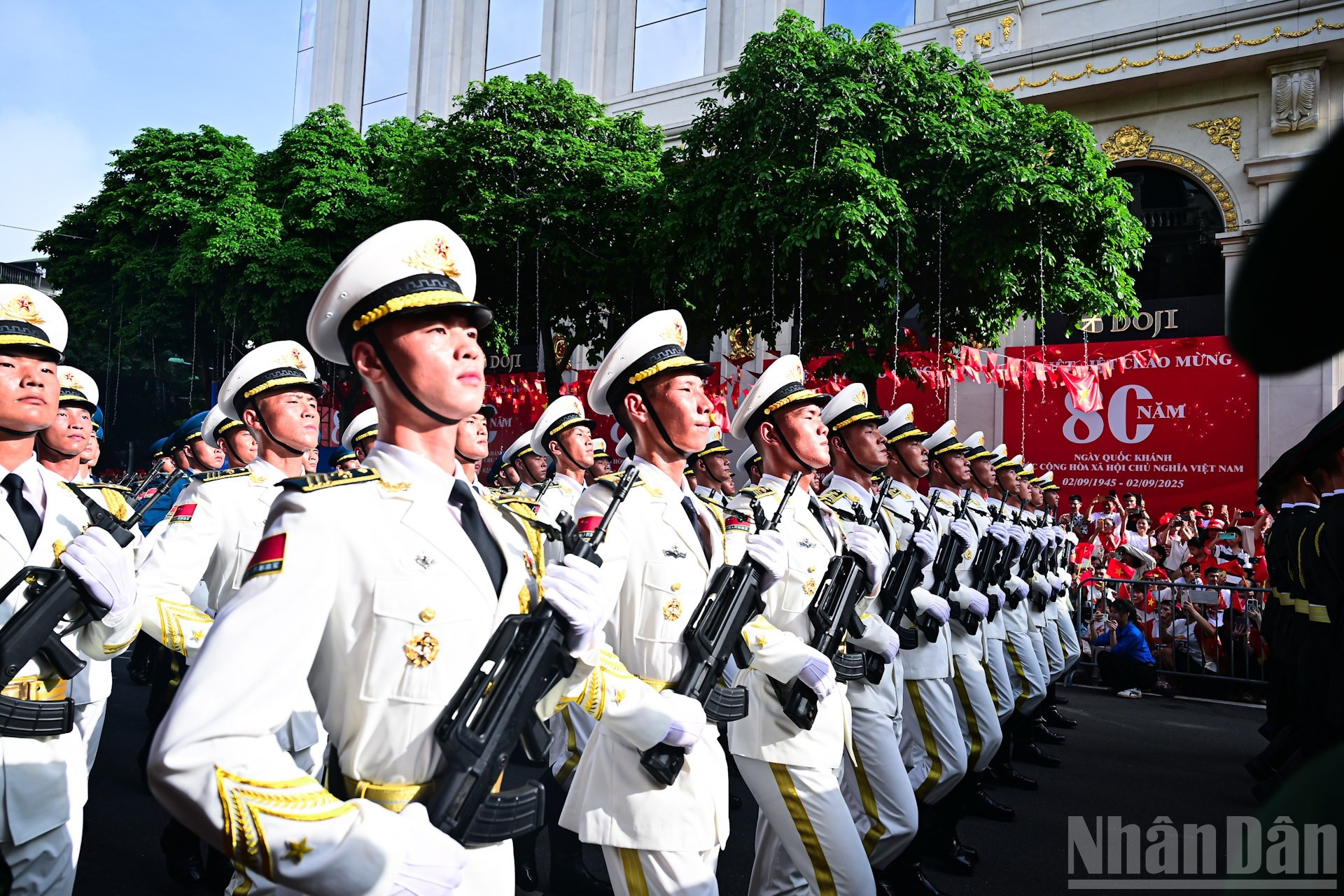 [Ảnh] Toàn cảnh lễ diễu binh, diễu hành kỷ niệm 80 năm Cách mạng Tháng Tám thành công và Quốc khánh 2/9- Ảnh 20.