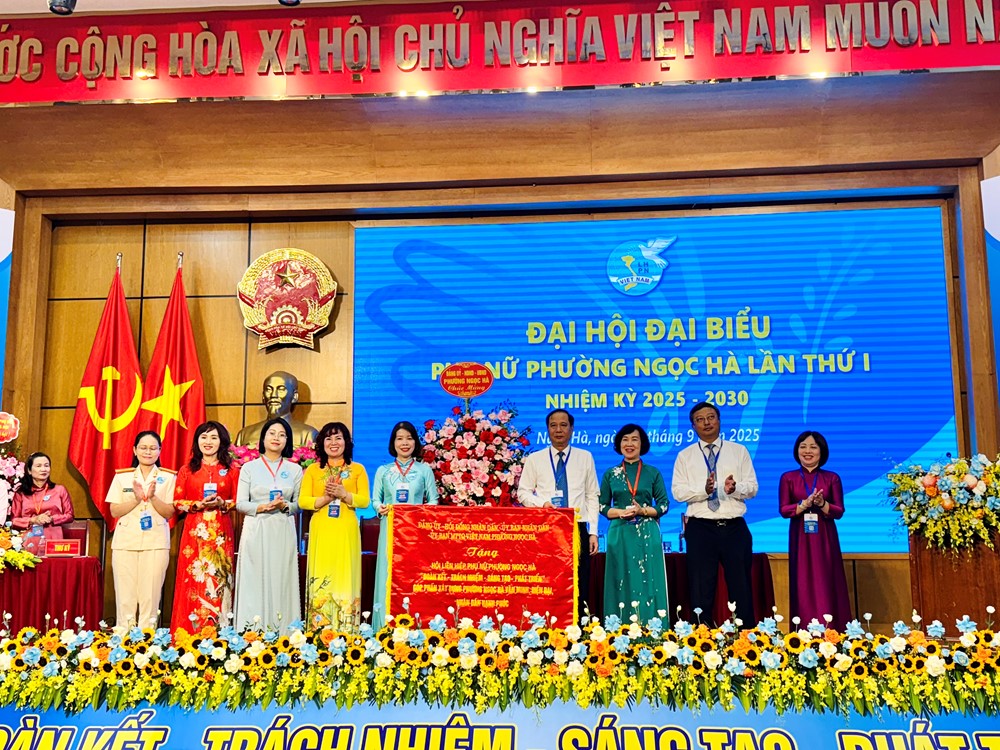 Hội LHPN phường Ngọc Hà phấn đấu có nhiều hơn nữa gương phụ nữ là người tốt, việc tốt điển hình cấp thành phố- Ảnh 6.