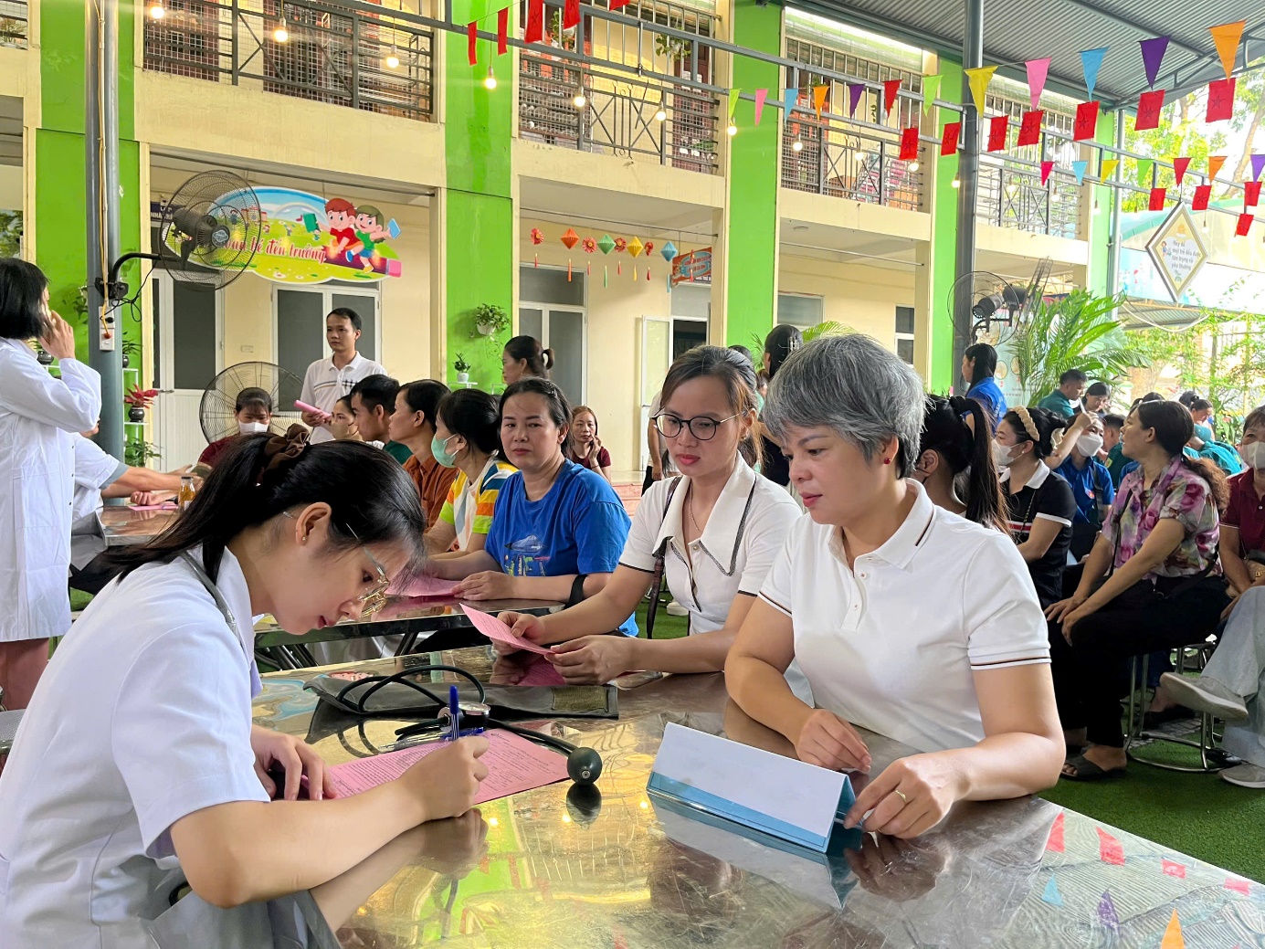 Tình nguyện viên xã An Khánh hiến được 474 đơn vị máu- Ảnh 2.