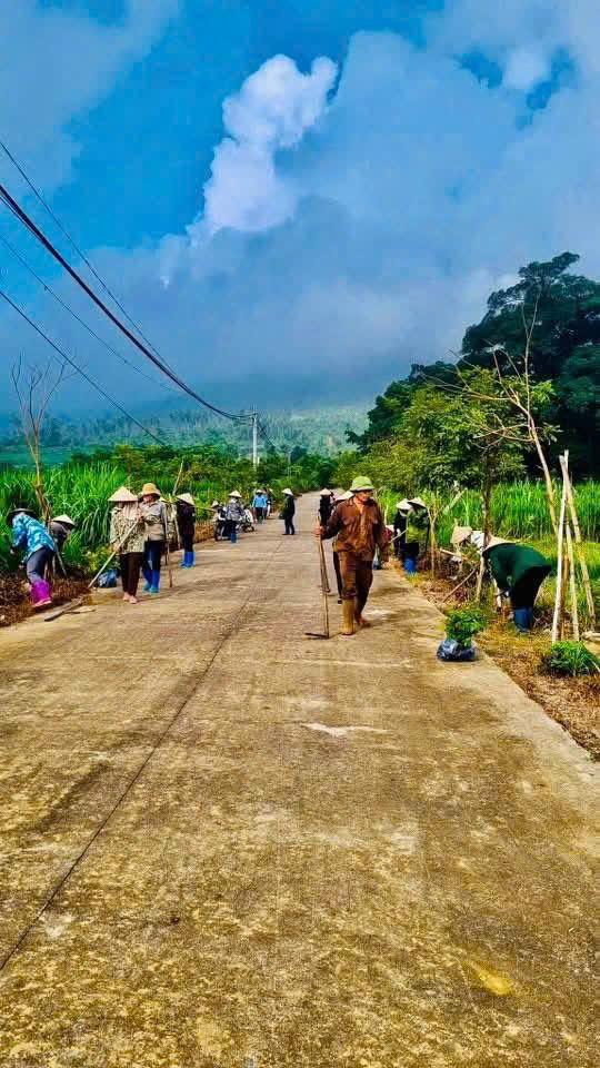 Các chi hội phụ nữ xã Yên Bài ra quân tổng vệ sinh môi trường chào mừng Đại hội Đại biểu Hội Liên hiệp Phụ nữ xã lần thứ I, nhiệm kỳ 2025 – 2030- Ảnh 7.
