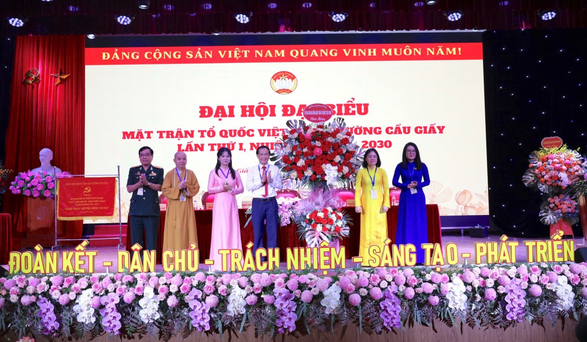 Khẳng định vai trò trung tâm của Mặt trận trong xây dựng Cầu Giấy phát triển bền vững- Ảnh 1.