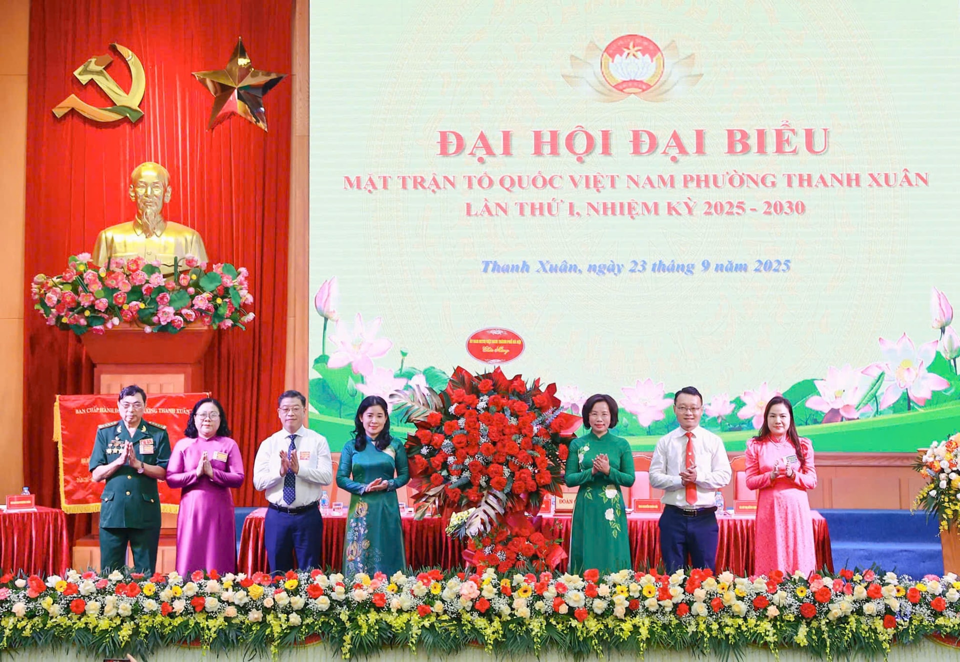 Đồng chí Nguyễn Xuân Hải giữ chức Chủ tịch Ủy ban MTTQ Việt Nam phường Thanh Xuân- Ảnh 5.