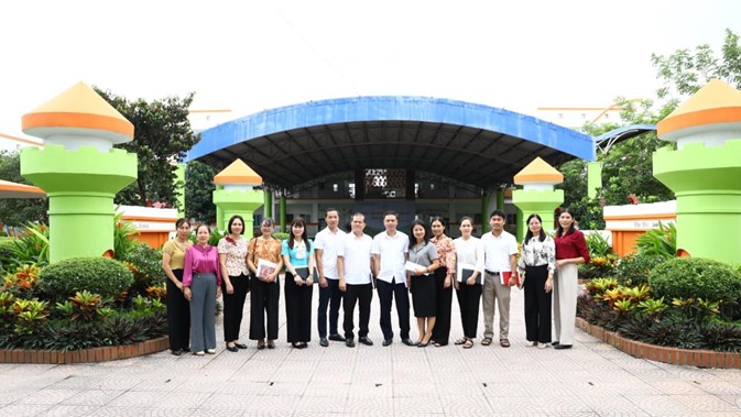 Thường trực HĐND xã Sơn Đồng tổ chức đoàn khảo sát cơ sở vật chất trường học trên địa bàn- Ảnh 1.