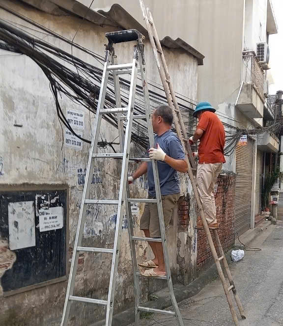 Tổ dân phố số 5 với Cuộc thi “Long Biên Sáng - Xanh - Sạch - Đẹp” năm 2025- Ảnh 11.