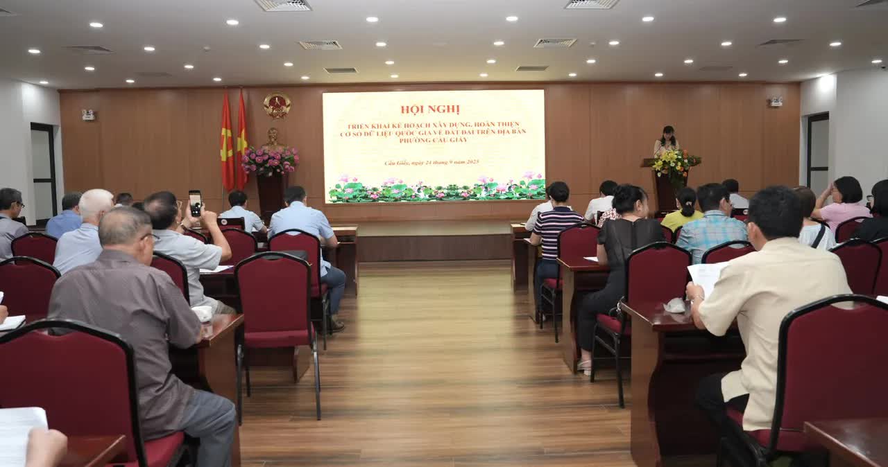 Phường Cầu Giấy: Triển khai chiến dịch làm giàu, làm sạch cơ sở dữ liệu đất đai- Ảnh 1.