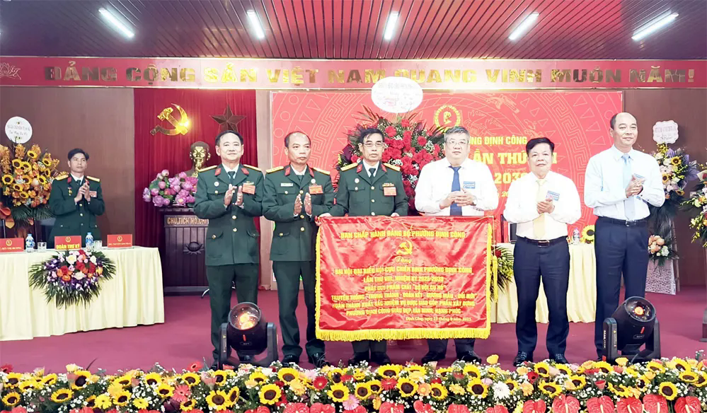 Hội CCB phường Định Công khẳng định vai trò nòng cốt, hướng tới phát triển toàn diện- Ảnh 1.