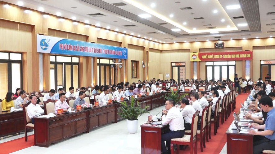Hội nghị nâng cao chất lượng dạy – học tiếng Anh tại 8 xã khu vực Ba Vì: Hướng tới xây dựng mô hình tiếng Anh là ngôn ngữ thứ hai trong trường học- Ảnh 1.