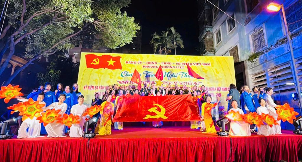Phường Phương Liệt: Tập trung xây dựng chính quyền đô thị hai cấp, phát triển kinh tế - xã hội bền vững- Ảnh 3.
