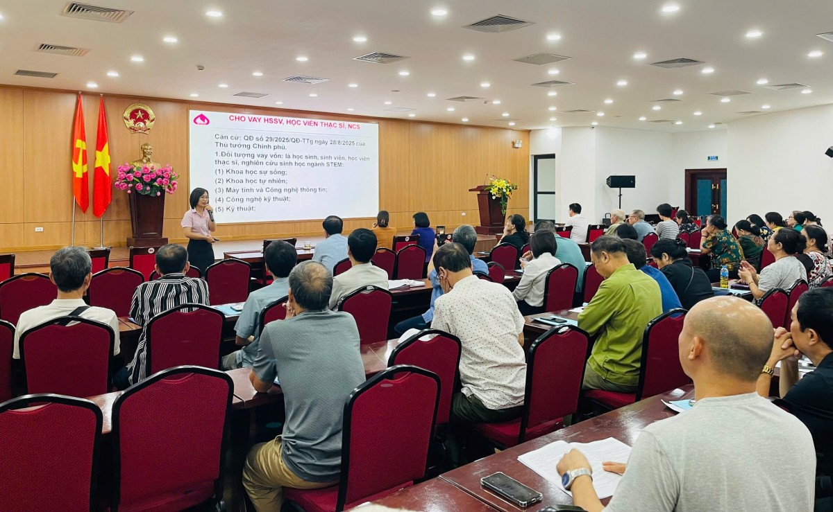 Cầu Giấy: Hơn 150 cán bộ tham gia tập huấn nghiệp vụ tín dụng chính sách- Ảnh 2.