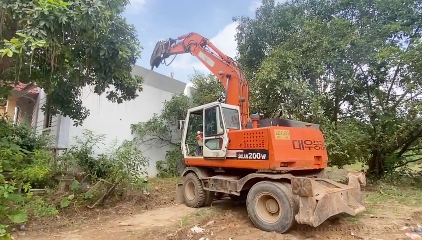 Xuân Mai kiên quyết xử lý vi phạm đất đai- Ảnh 4.