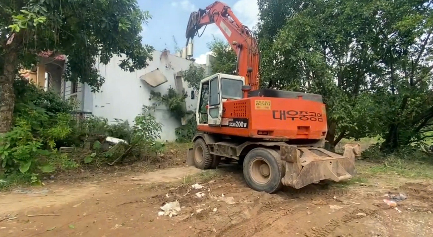 Xuân Mai kiên quyết xử lý vi phạm đất đai- Ảnh 5.